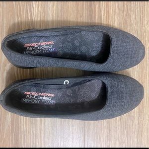 NWNT Skechers Memory Foam Slip-On Shoes